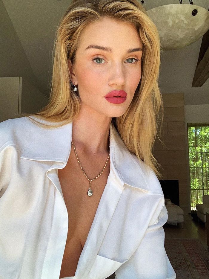 This Rosie HW–Approved Balm Is the Only Product Helping My Dry Lips Right Now