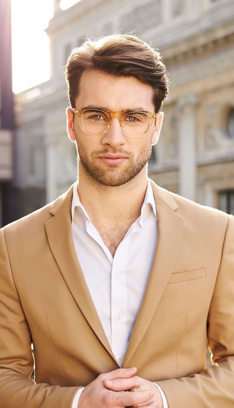10 Stylish Eyeglasses for Men