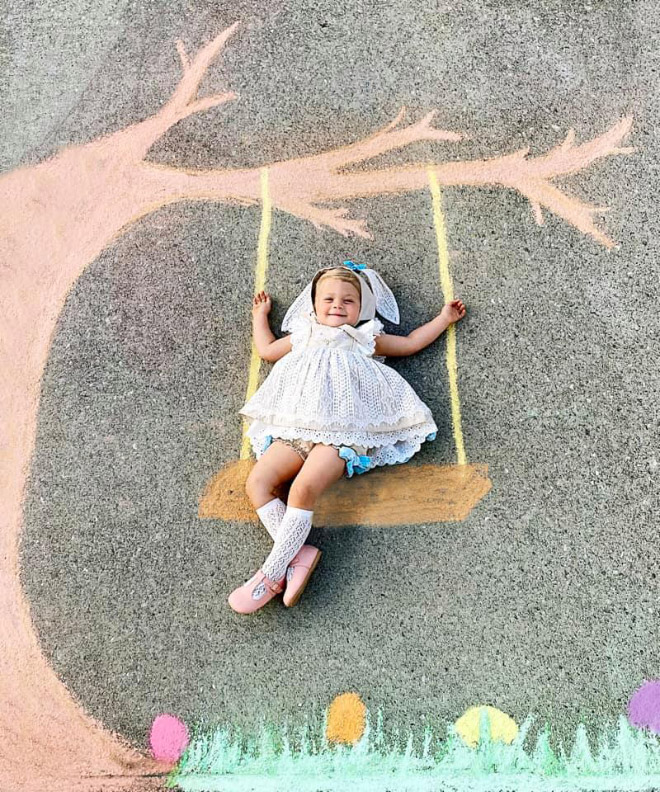 Brilliant chalk art.