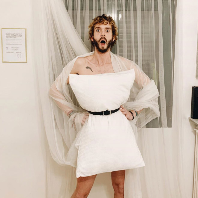 The pillow dress challenge.