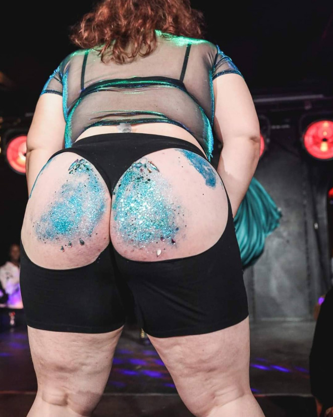 Glitter butt trend is strong this Summer.