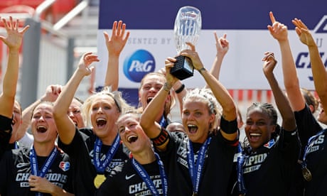 Houston Dash win maiden trophy, topping Chicago in Challenge Cup final