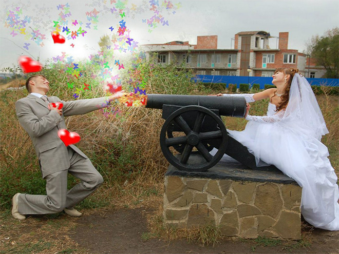 Awfully photoshopped Russian wedding pictures are awesome.