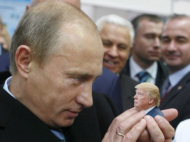 Little Donald and Papa Putin.