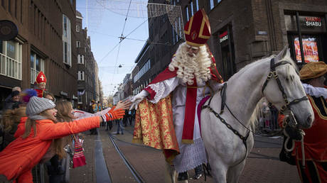 St. Nicholas a super-spreader? Tragedy in Belgium as 18 die at nursing home after visit by corona-infected Santa