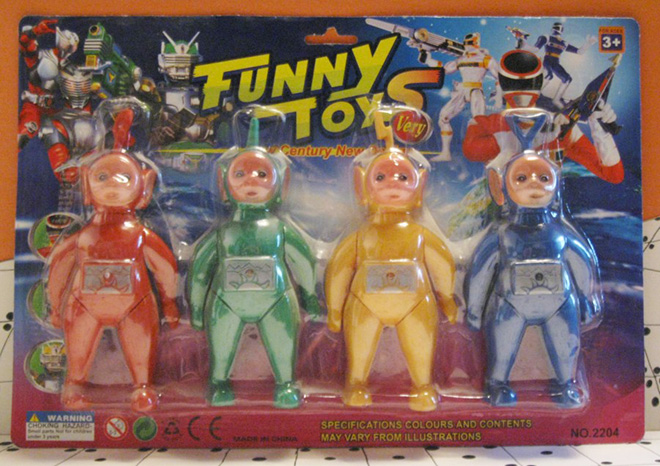 Hilariously bad bootleg toy.