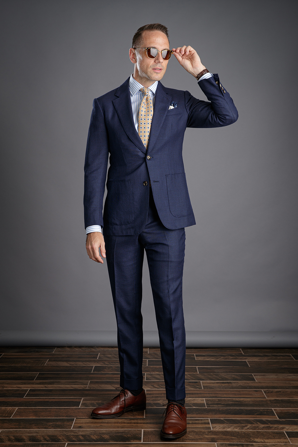 best-navy-suits-form-men-in-their-20s