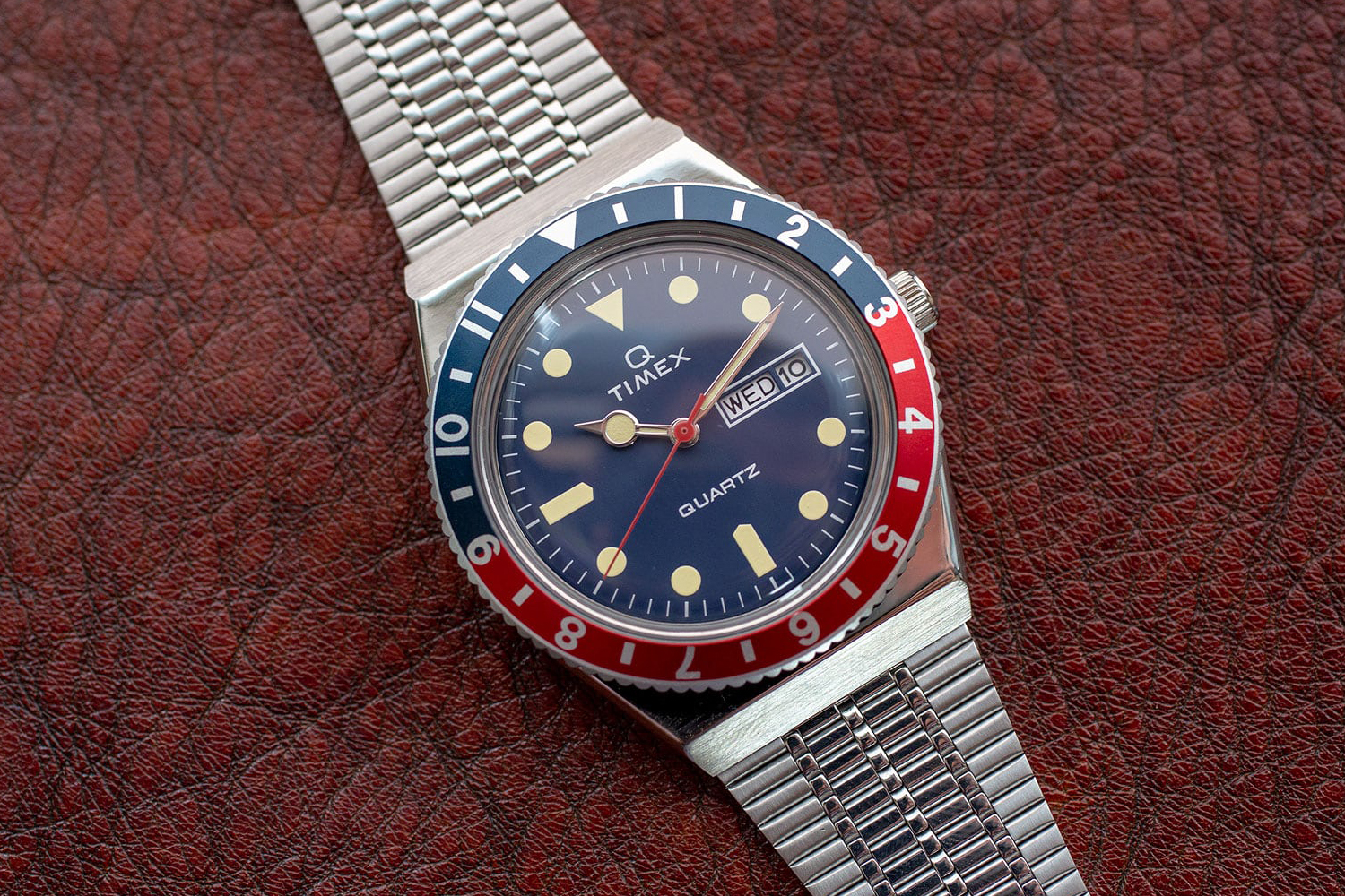 how-to-wear-a-colored-bezel-timex-q-reissue-watch