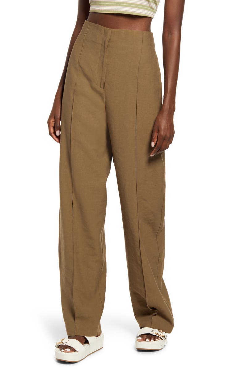 18 Pairs Of Baggy Pants To Try If You’re Done With Skinny Jeans