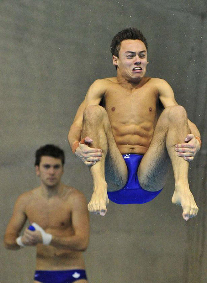 Funny Olympic diving face.