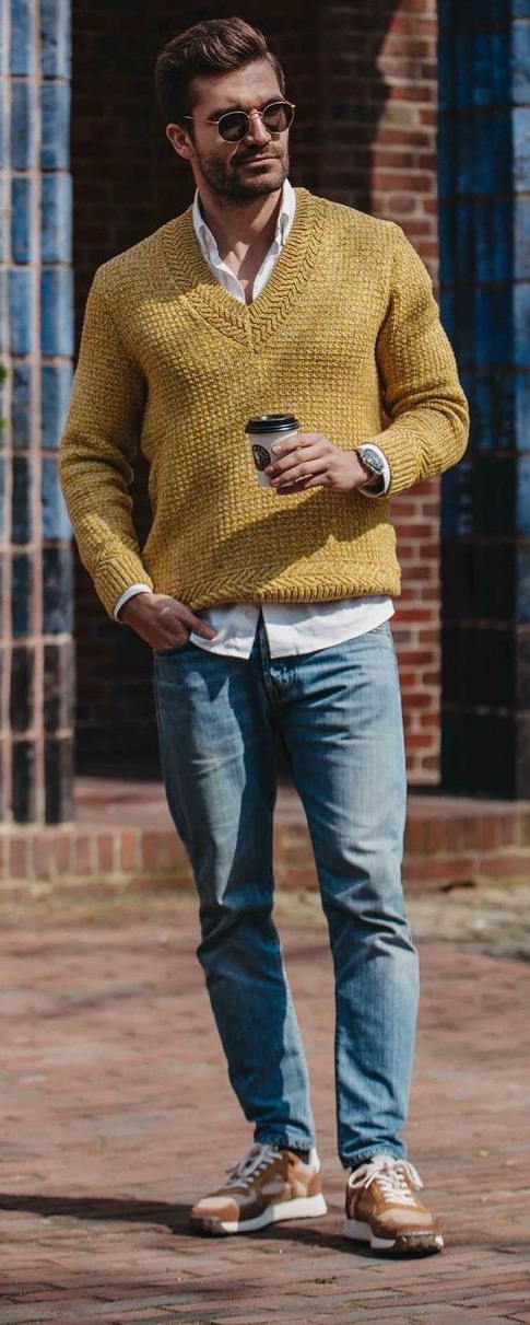 Dress down sweater outfit idea for men