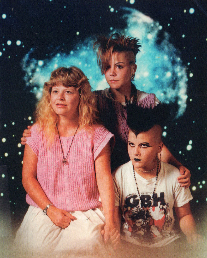 Awkward 1980s family photo.