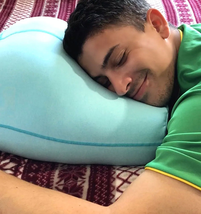 The Buttress Pillow - amazing invention!