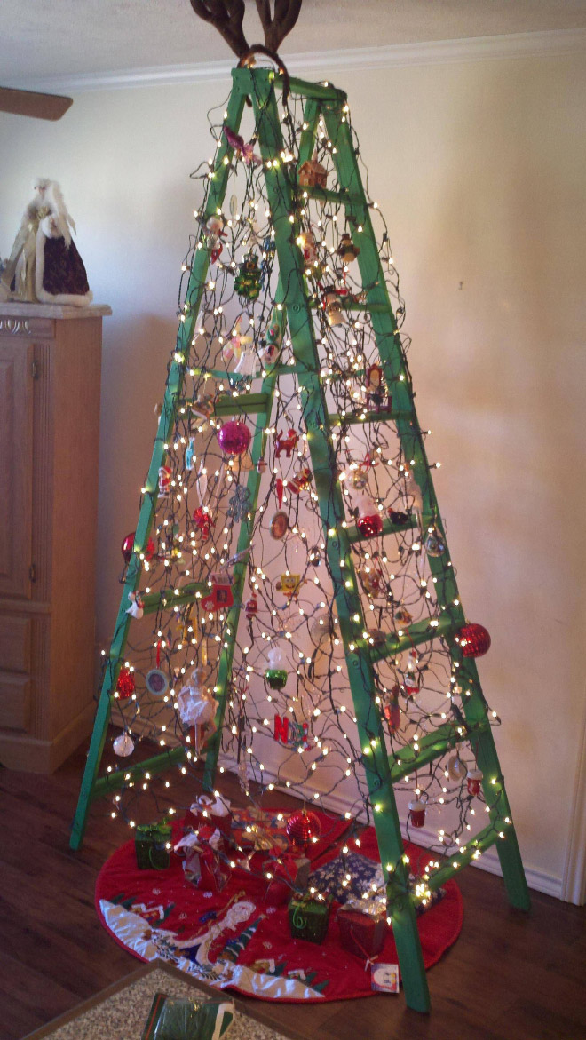 Christmas tree idea for lazy people.