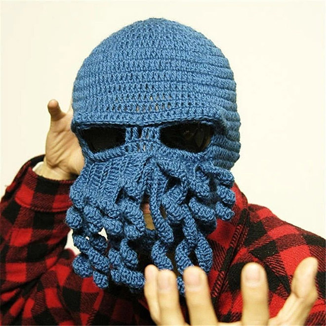 Cthulhu winter hat.