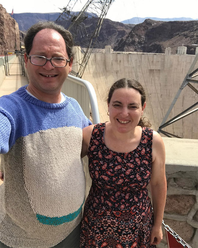 This guy wears matching sweater to the place he visits.