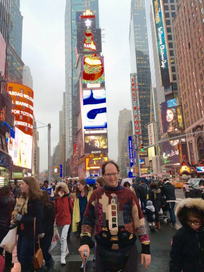 This guy wears matching sweater to the place he visits.