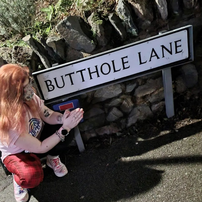 Worshipping the Butthole Lane.