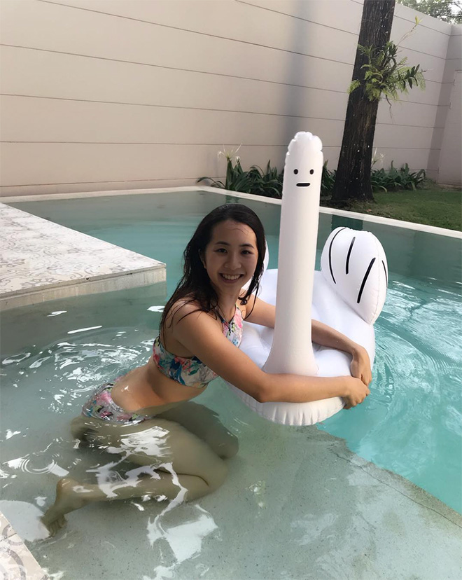 Ridiculous Inflatable Swan-Thing by David Shrigley