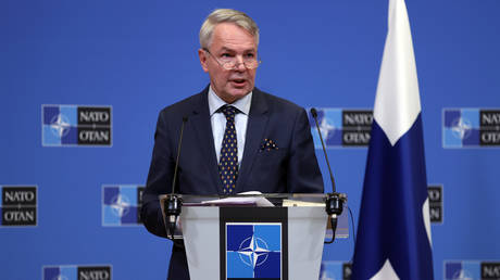 Finnish FM backtracks on NATO comment