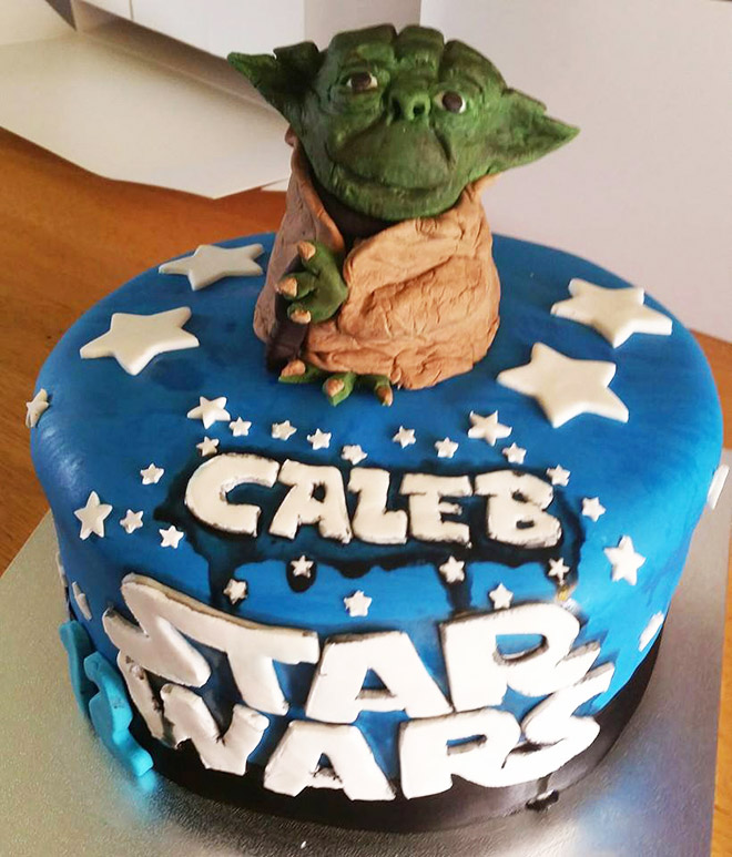 Yoda cake fail.