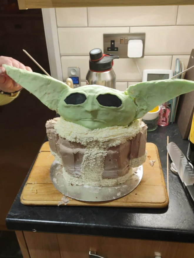 Yoda cake fail.