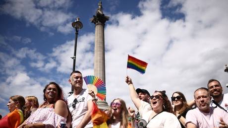 Number of LGBT Brits grows by half in five years – study