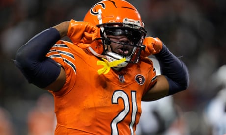Chicago Bears beat woeful Carolina Panthers to increase shot at No 1 overall pick