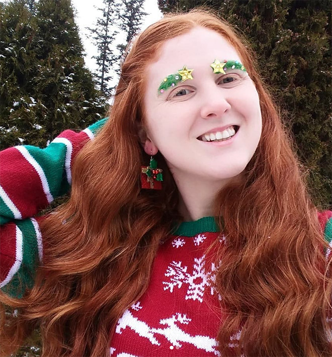 Christmas tree eyebrows.