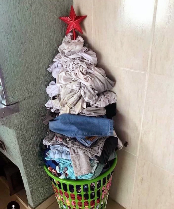 Lazy Christmas tree.