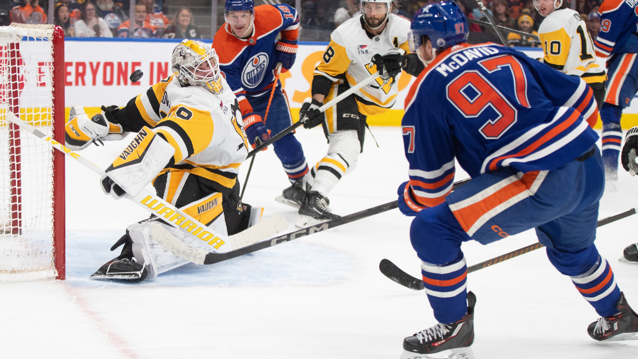 As McDavid’s Oilers surge, Crosby’s Penguins simply look lost