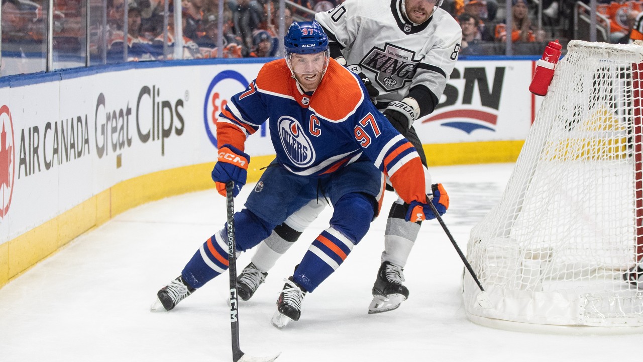 Kings’ defensive blueprint no match for high-flying Oilers