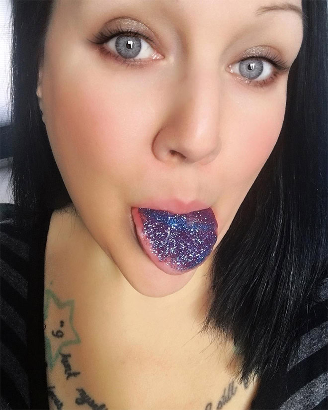 Some women on Instagram are licking glitter for attention.