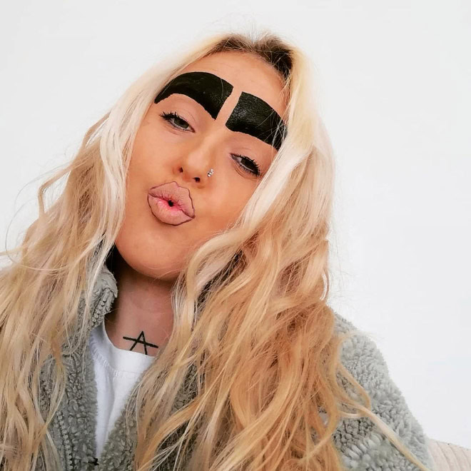 Sammie-Jo Hailford had the biggest eyebrows in Britain.