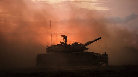 Israeli tanks barge into peacekeeping base – UN