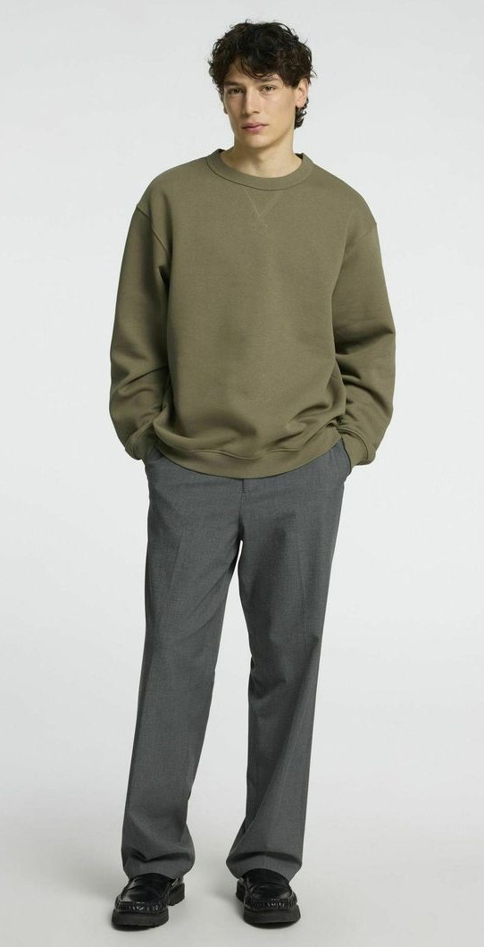 Sweatshirt With Trouser