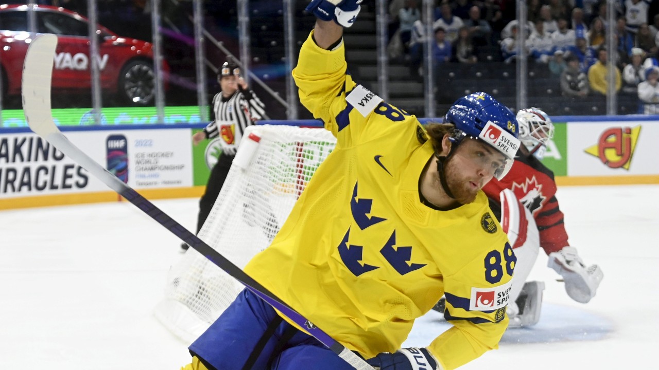 Olympic hockey roster tracker: First players named