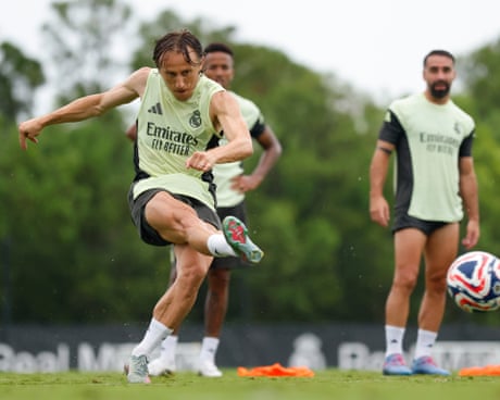 Real Madrid v Borussia Dortmund: Club World Cup quarter-final – live updates