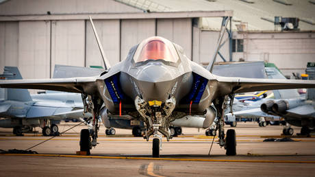 US Air Force almost 300 fighter jets short of major target – media