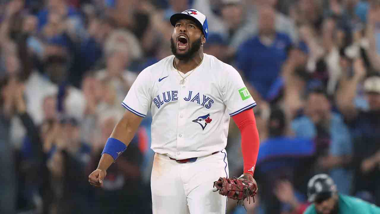 Blue Jays beat Mariners to force Game 7 in ALCS