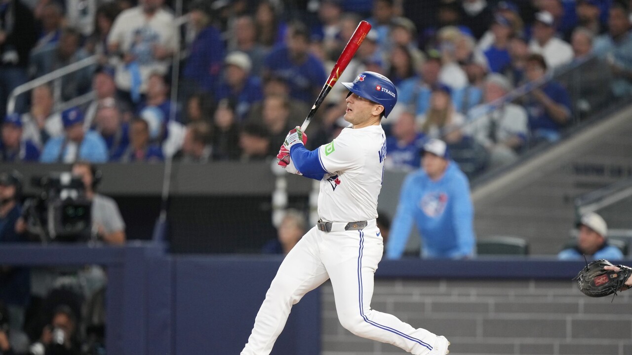 Gotta See It: Blue Jays’ Varsho launches two-run shot to tie game