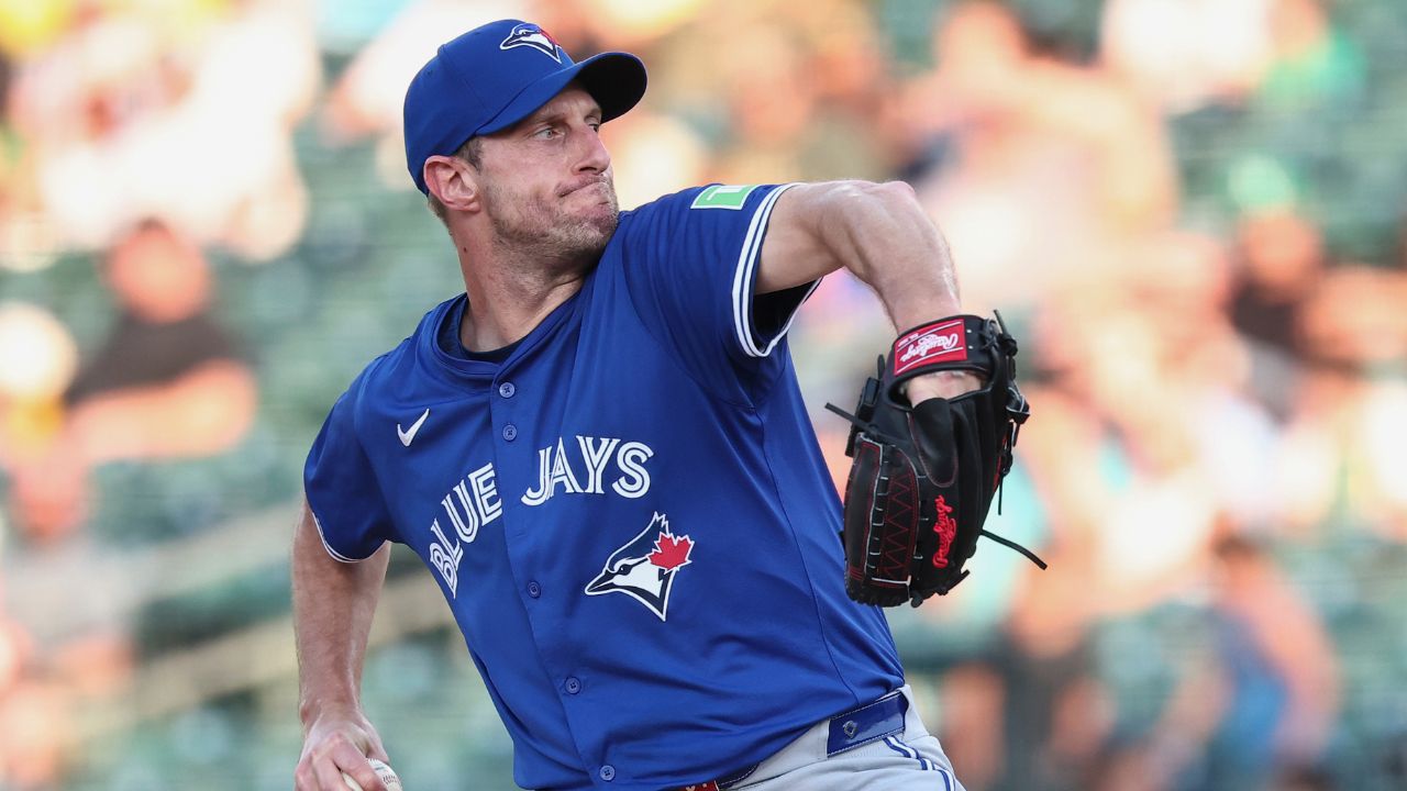 Armchair manager: Blue Jays decisions as series shifts to Los Angeles