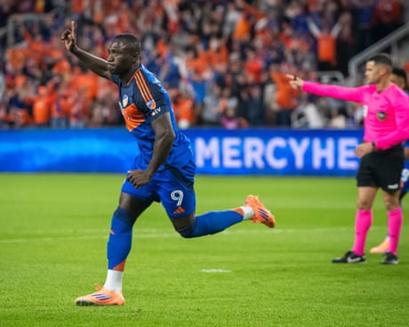 MLS playoffs: FC Cincinnati gets late goal for Game 1 win over Columbus Crew