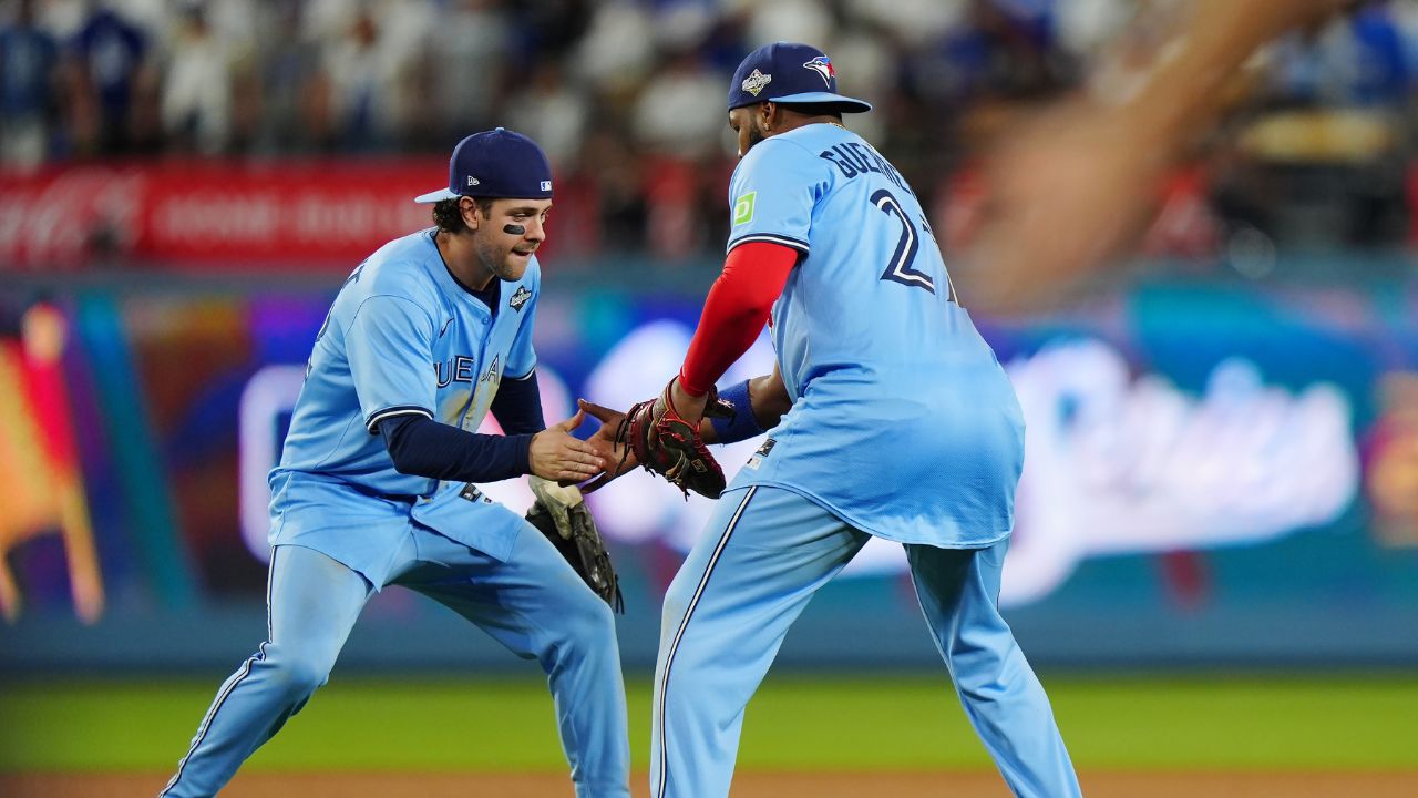 Watch Blue Jays Central ahead of Game 5 of World Series