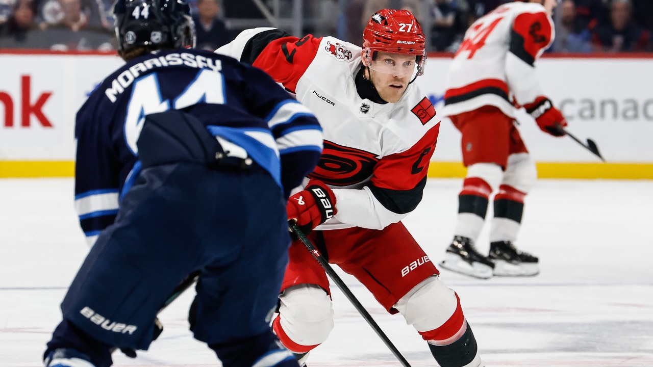 Hurricanes defeat Hellebuyck-less Jets on night of Ehlers’ return to Winnipeg