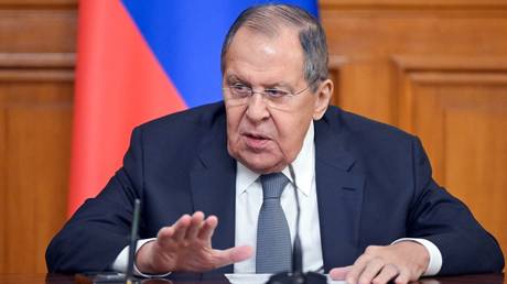 UK can no longer hide its troops’ role in Ukraine – Lavrov