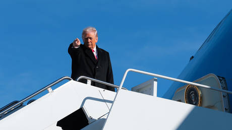 Trump wants ‘definitive’ action against Iran – media