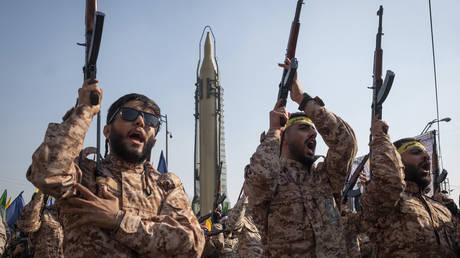 Iran has ‘finger on trigger’ to repel US attack – general