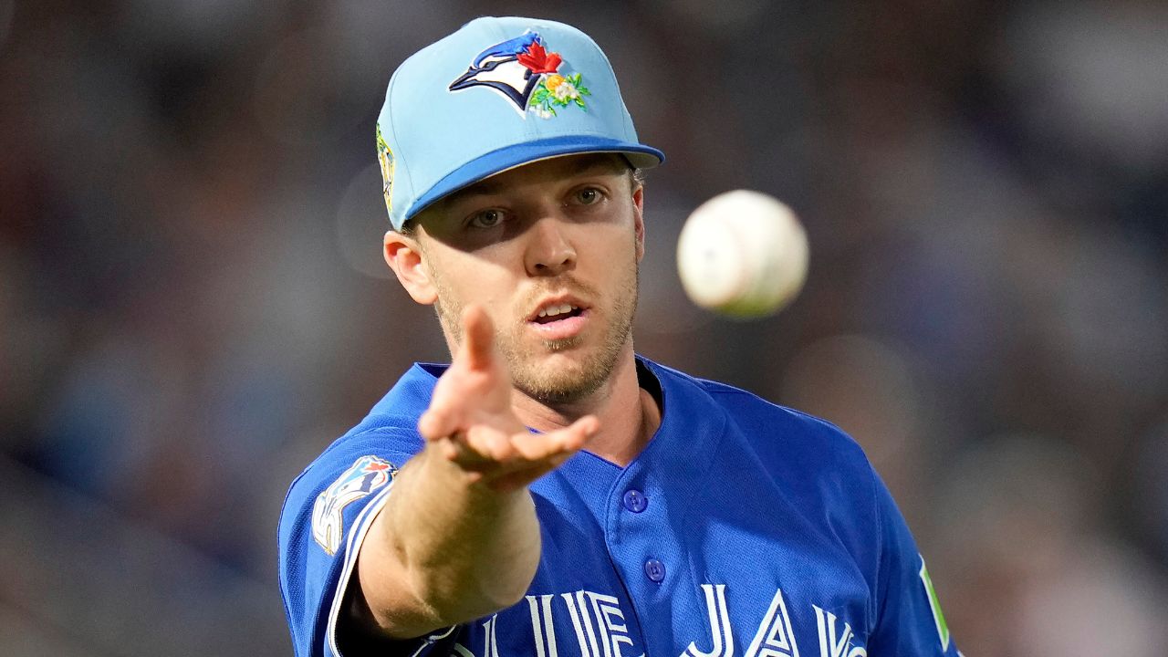 How aerospace engineer Chase Lee found himself on cusp of Blue Jays bullpen