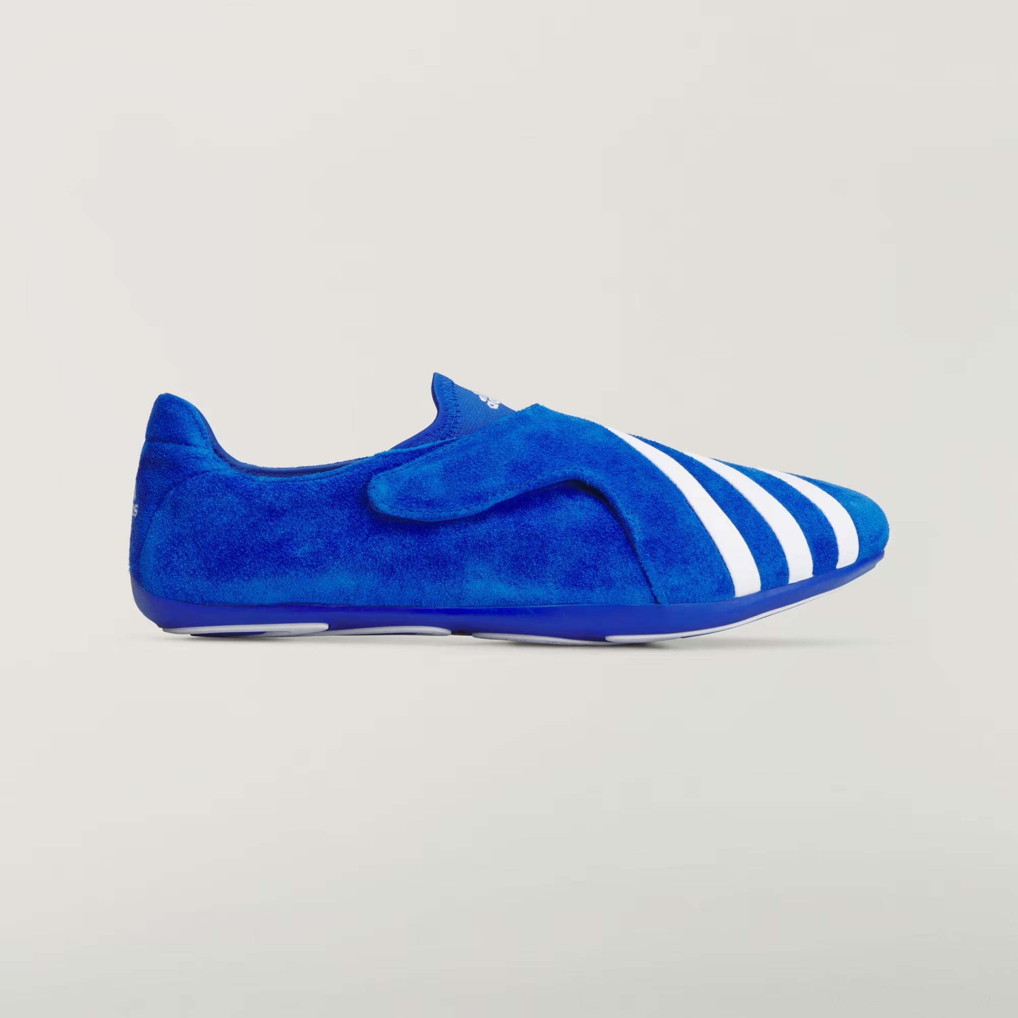 adidas,
